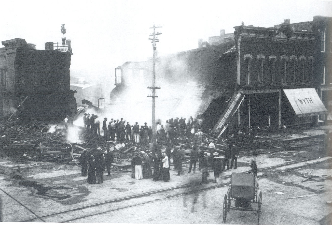 L.O. Robinson Dry Goods store fire